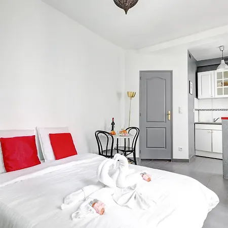 Apartment 103 - Tour Eiffel - Cosy Cocon Pour 2